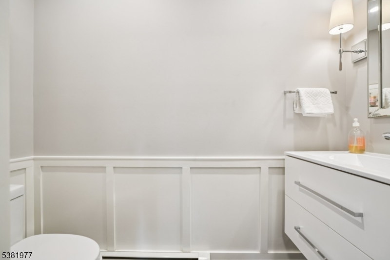 SUMMIT - Residential