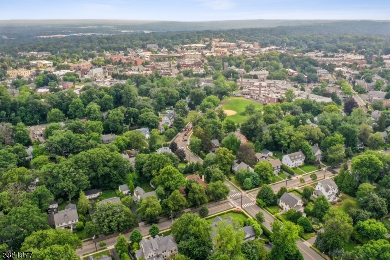 SUMMIT - Residential