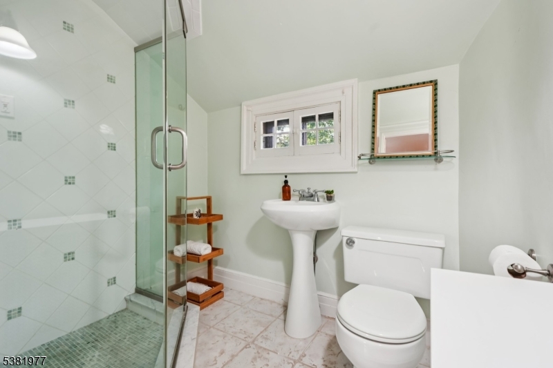 SUMMIT - Residential