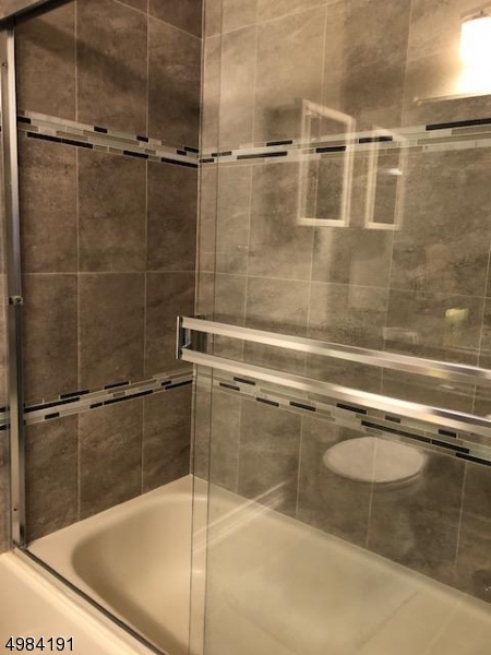 Society Hill VI - Residential Lease