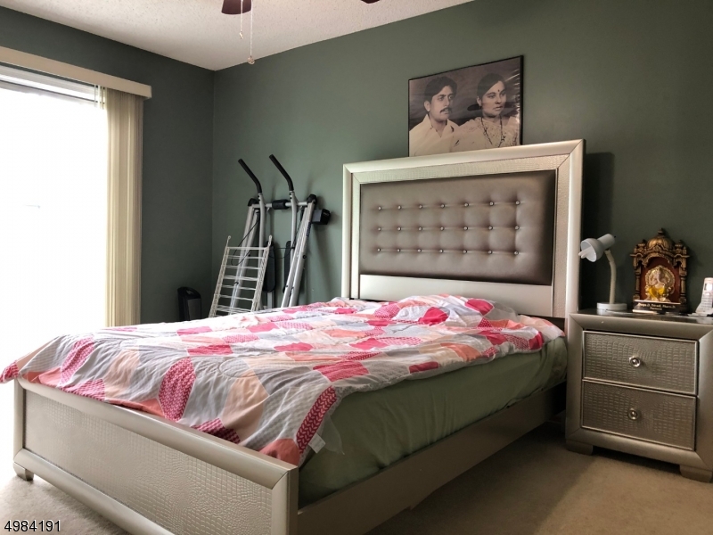 Society Hill VI - Residential Lease