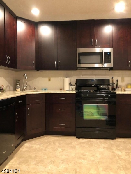 Society Hill VI - Residential Lease