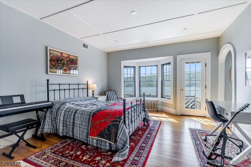 LAKE MOHAWK - Residential