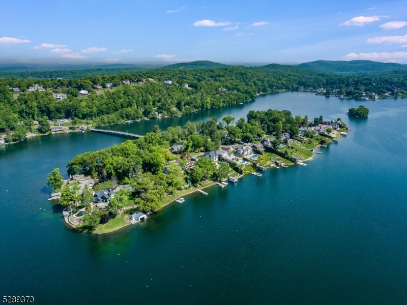 LAKE MOHAWK - Residential