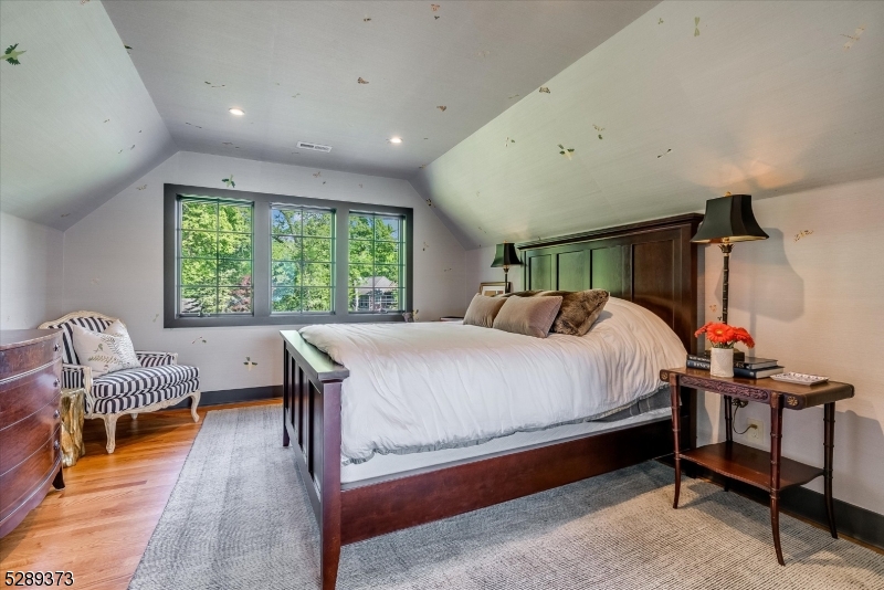 LAKE MOHAWK - Residential