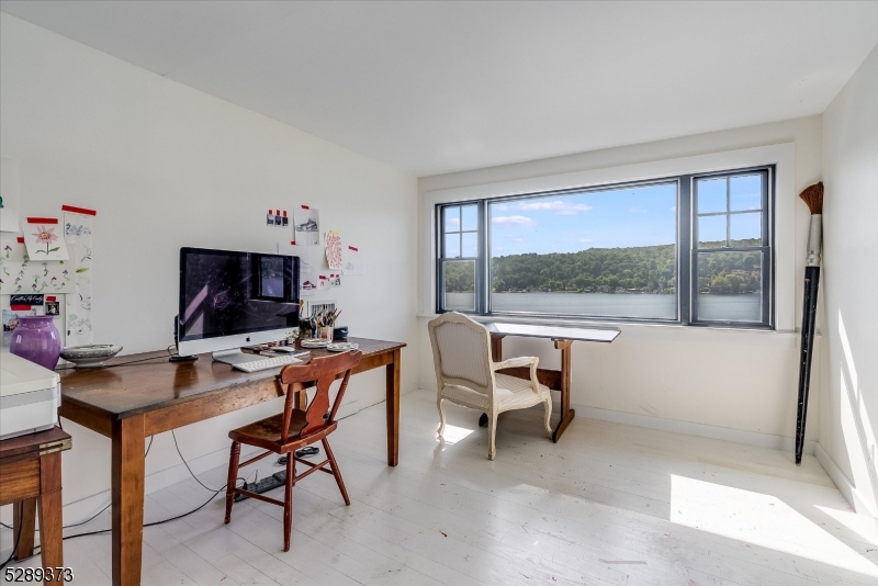 LAKE MOHAWK - Residential