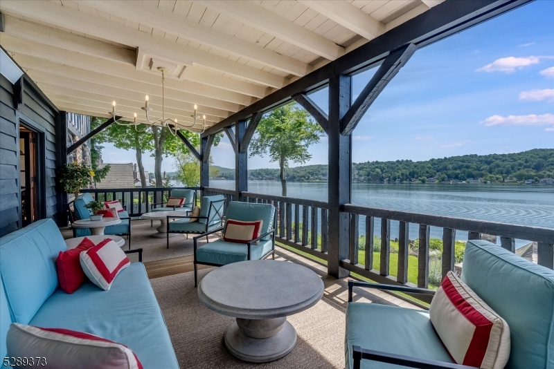 LAKE MOHAWK - Residential