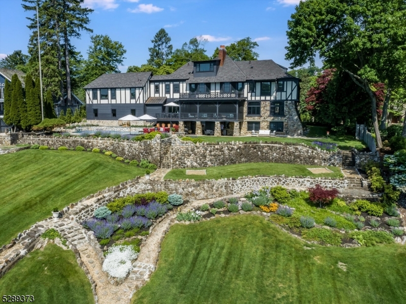 LAKE MOHAWK - Residential