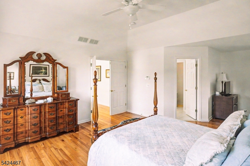 Country Classics of Raritan - Residential