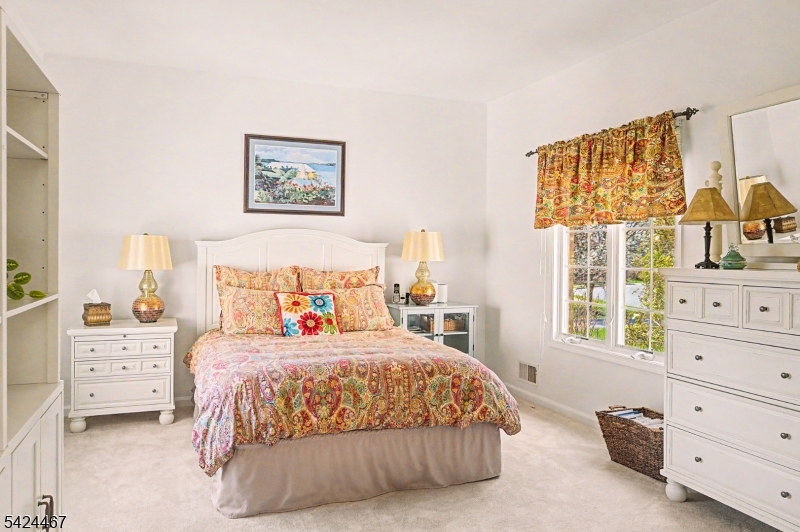 Country Classics of Raritan - Residential