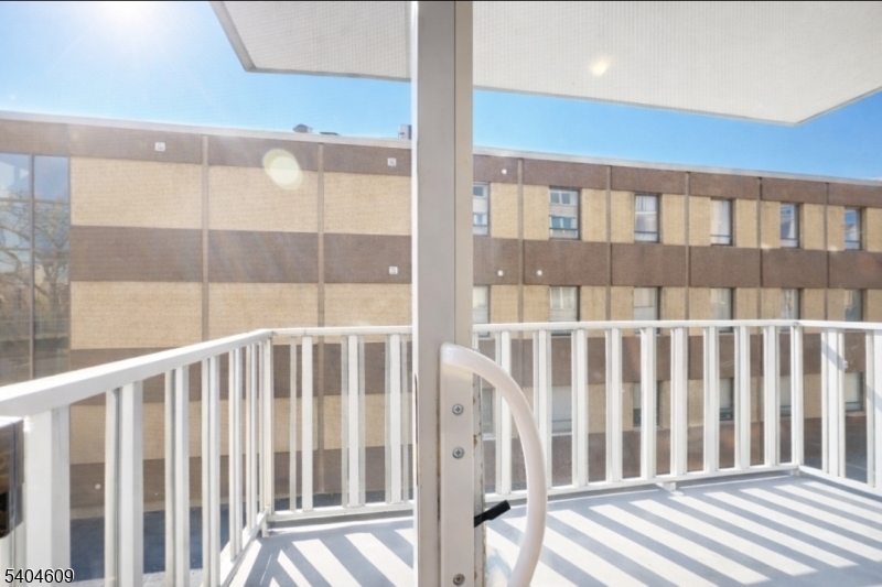 Polonaise - Residential