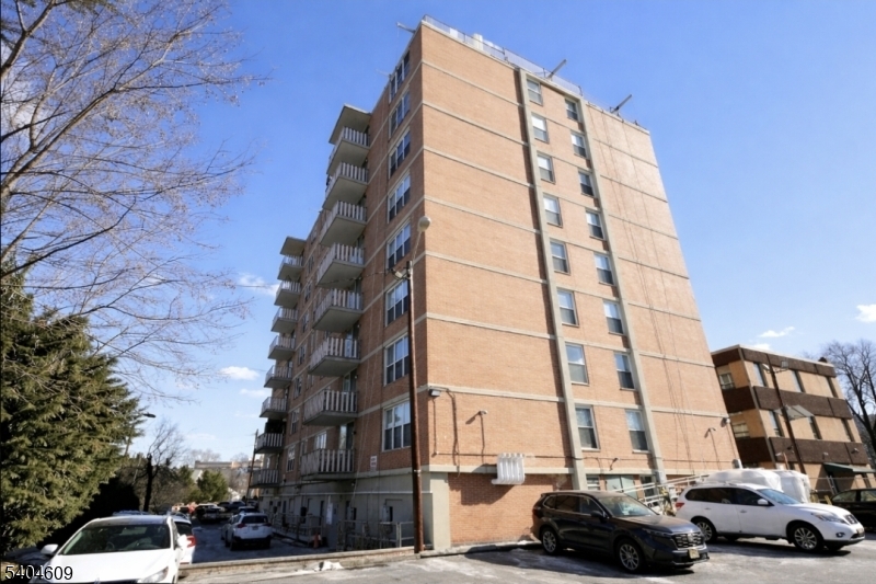 Polonaise - Residential