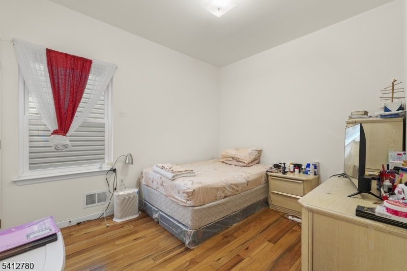 Peterstown - Residential Income