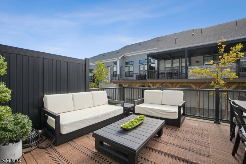 Villas at Warren - Residential