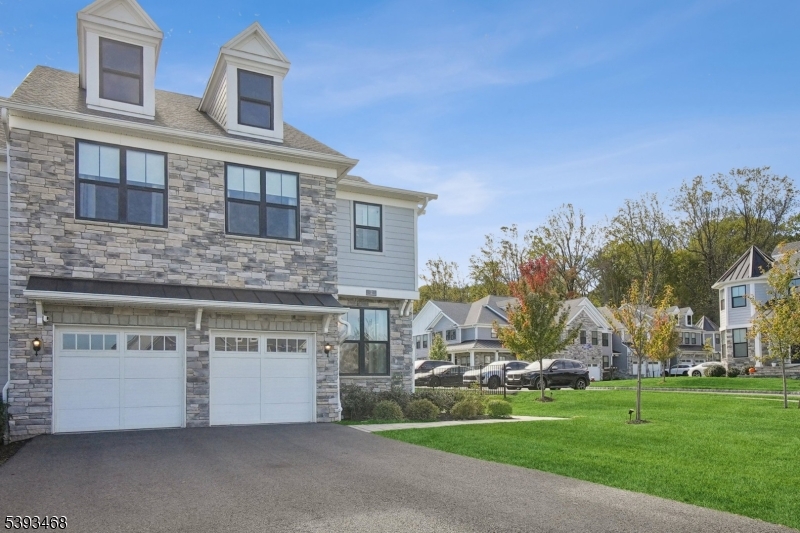 Villas at Warren - Residential