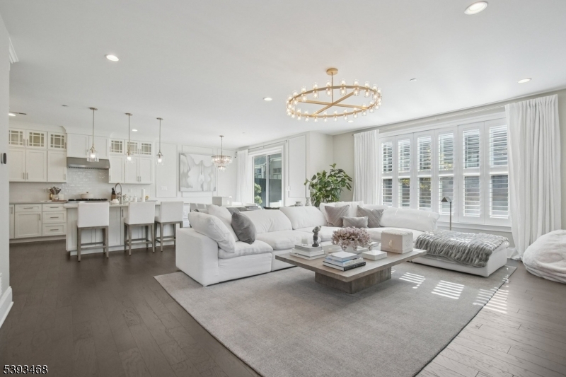 Villas at Warren - Residential