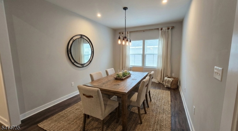 Hawk Pointe - Residential Lease