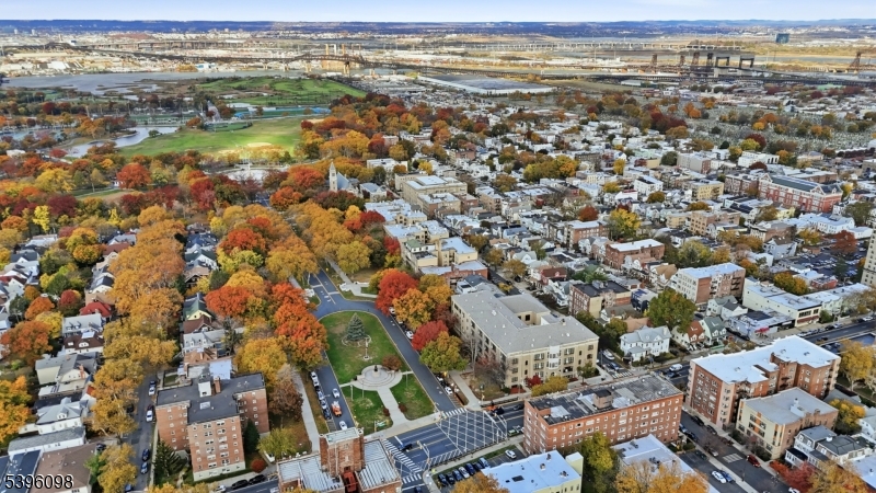 Kennedy Blvd Condos - Residential