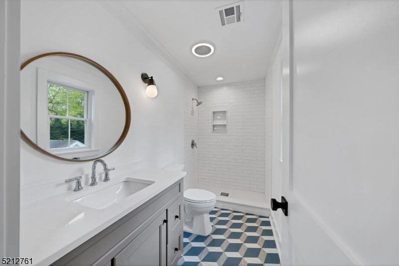 Upper Washington - Residential