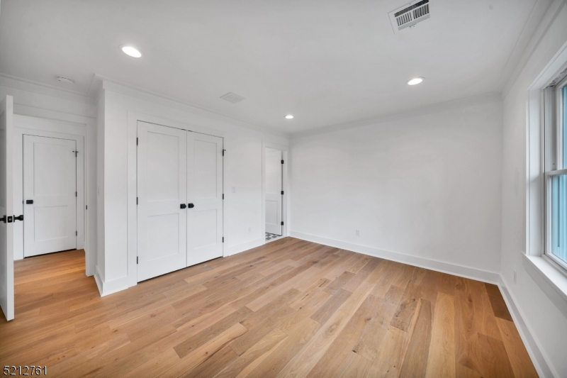 Upper Washington - Residential