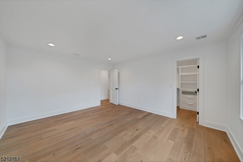 Upper Washington - Residential