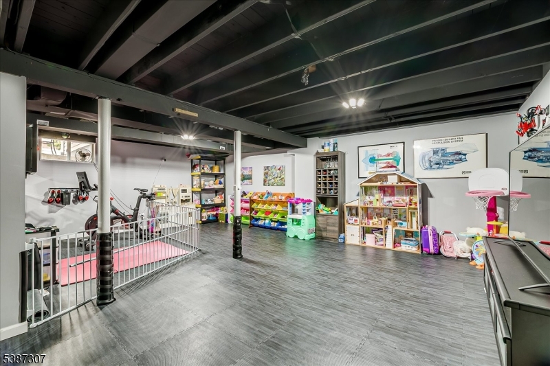 Milton Lake - Residential