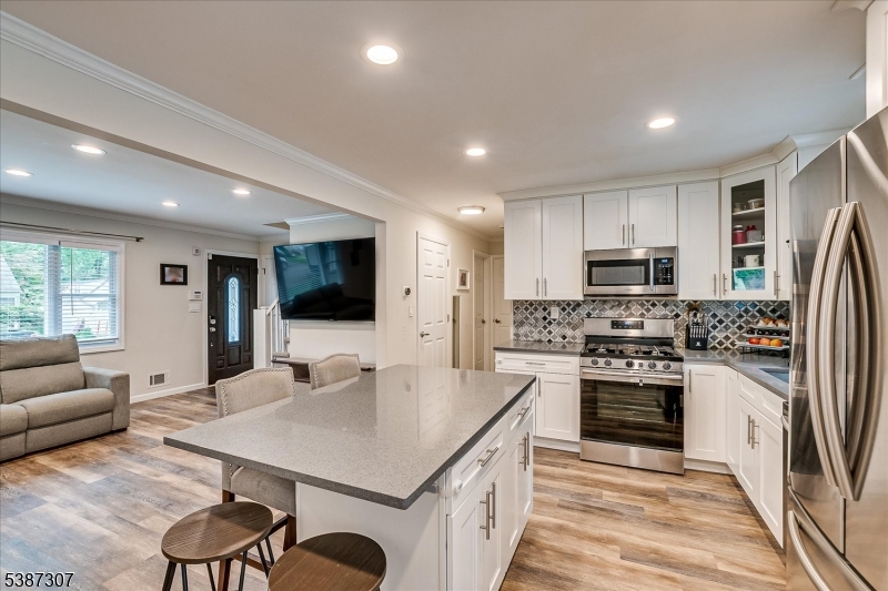 Milton Lake - Residential