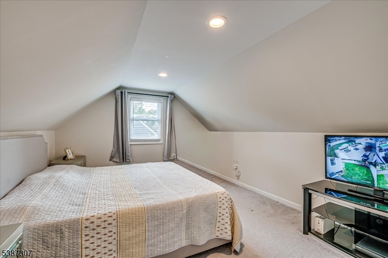 Milton Lake - Residential