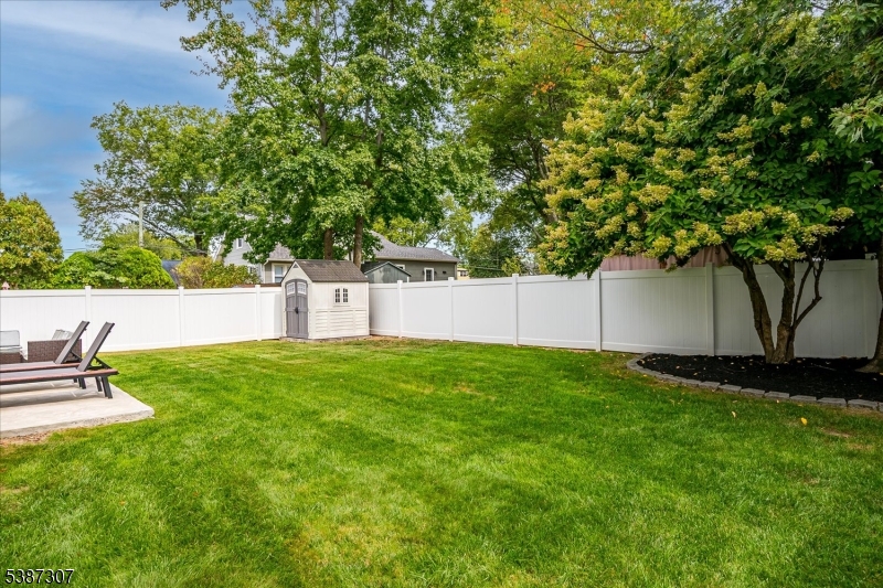 Milton Lake - Residential