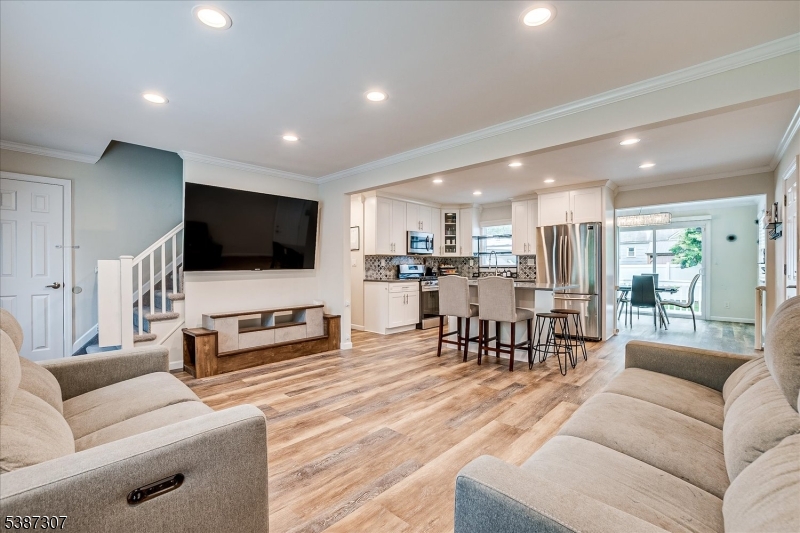 Milton Lake - Residential