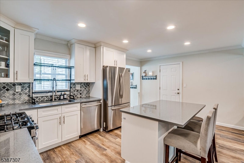 Milton Lake - Residential