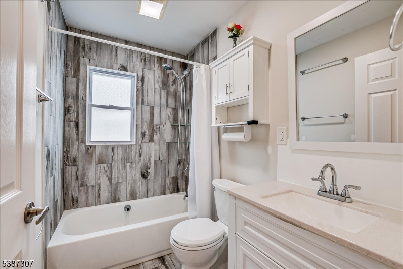 Milton Lake - Residential