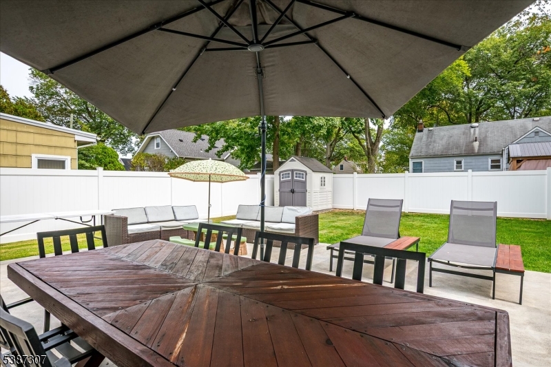 Milton Lake - Residential