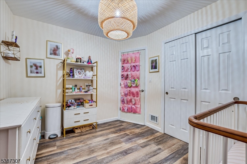 Milton Lake - Residential