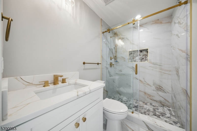 LAKE PARSIPPANY - Residential