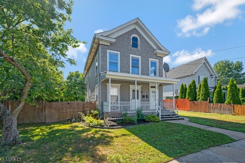 Photo 1 of 35 — 41 Elizabeth St, South Bound Brook Boro, NJ 08880