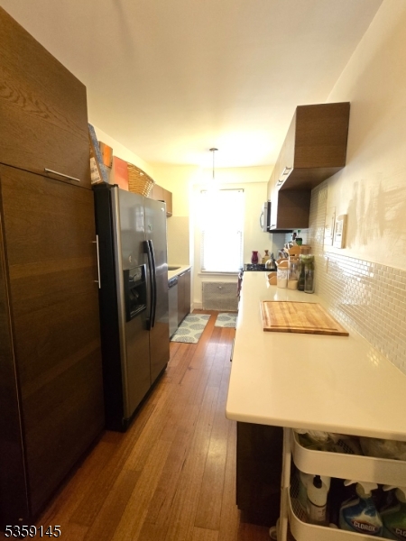 Montclair Twp., New Jersey 07042, United States, 1 Bedroom Bedrooms, ,1 BathroomBathrooms,Residential,Active,134366