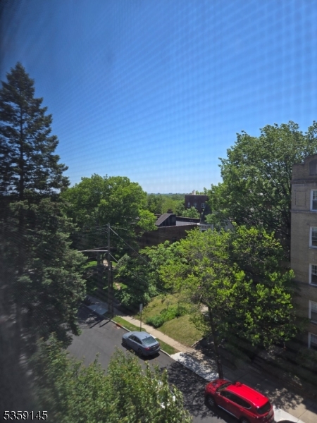 Montclair Twp., New Jersey 07042, United States, 1 Bedroom Bedrooms, ,1 BathroomBathrooms,Residential,Active,134366