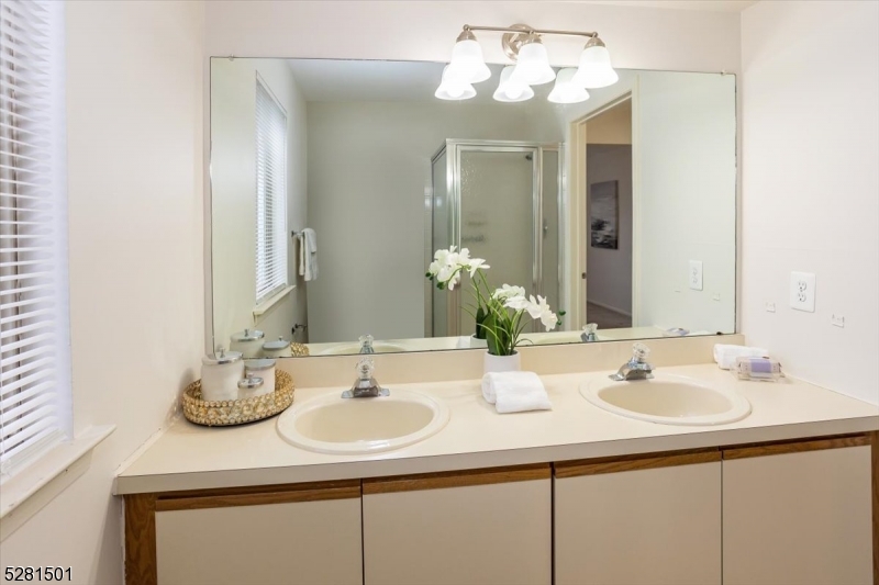 Drakesville - Residential