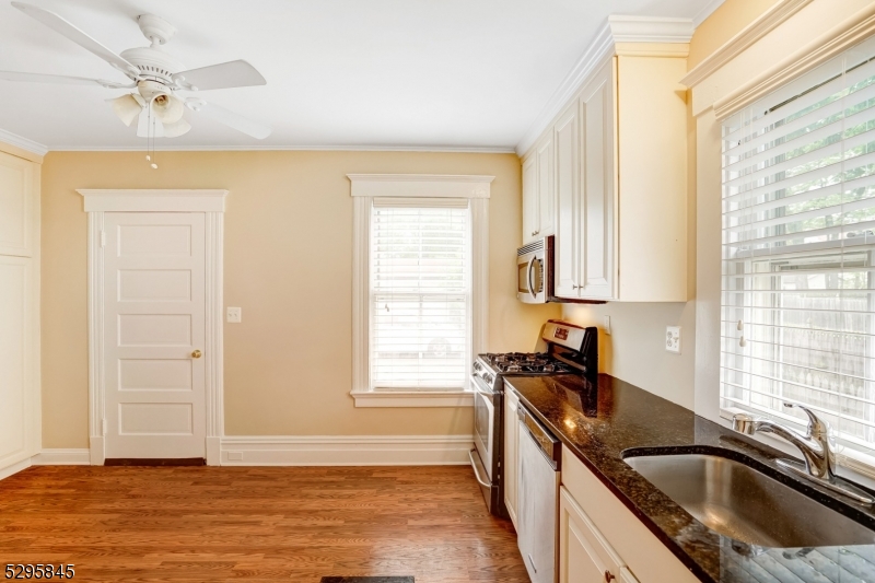 Near Town - Residential Lease