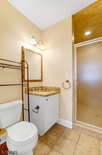 Near Town - Residential Lease