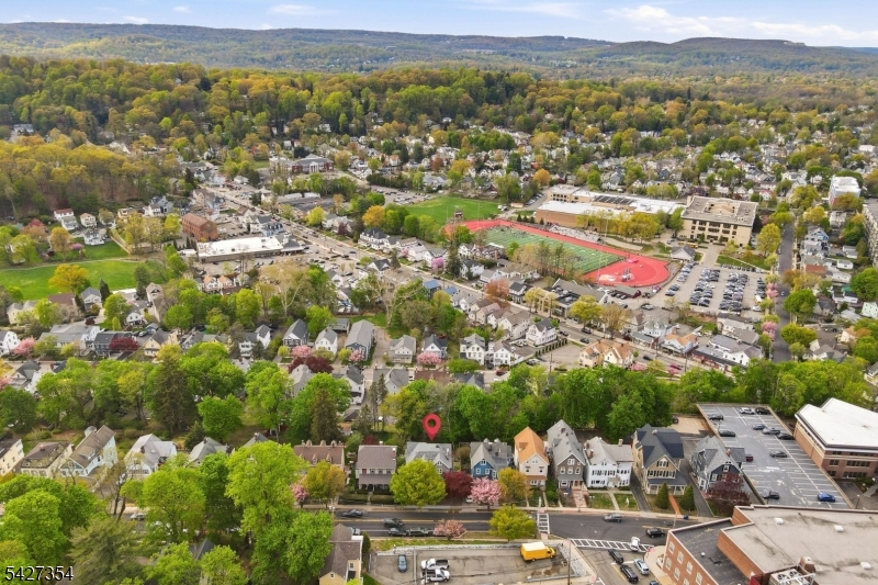 29 Western Condo Assocation - Residential