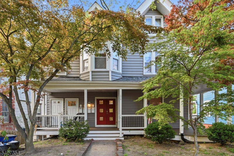 29 Western Condo Assocation - Residential