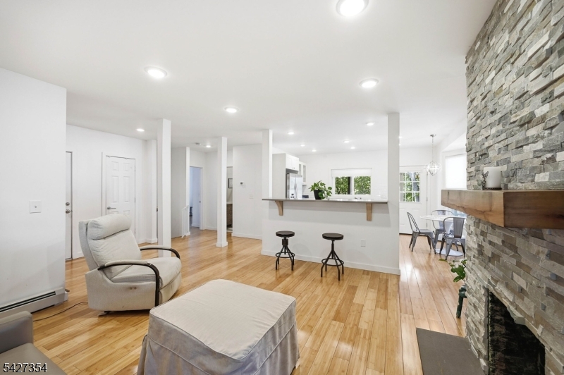 29 Western Condo Assocation - Residential