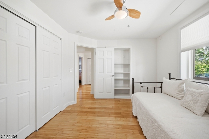 29 Western Condo Assocation - Residential