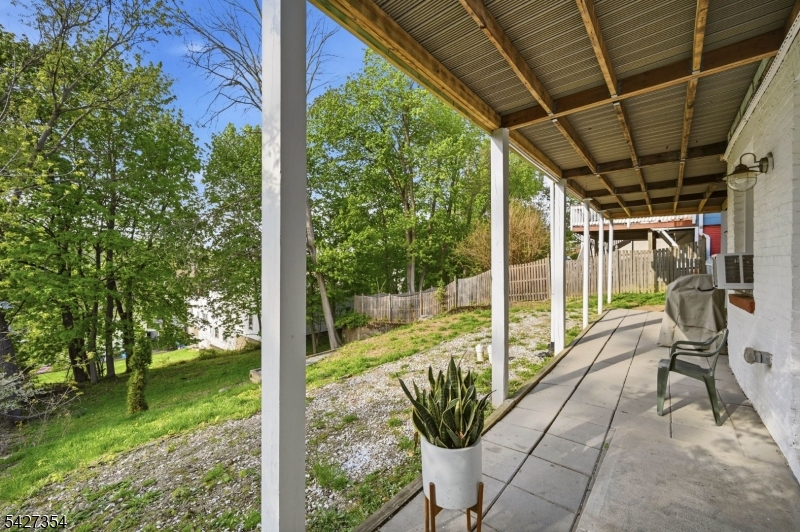 29 Western Condo Assocation - Residential