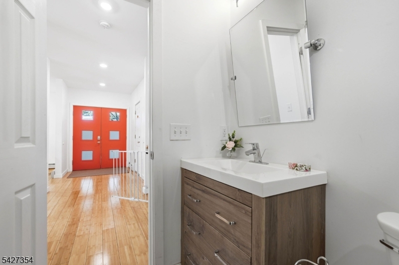 29 Western Condo Assocation - Residential