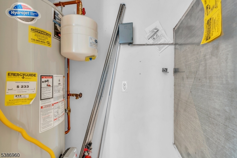 Four Seasons - Residential