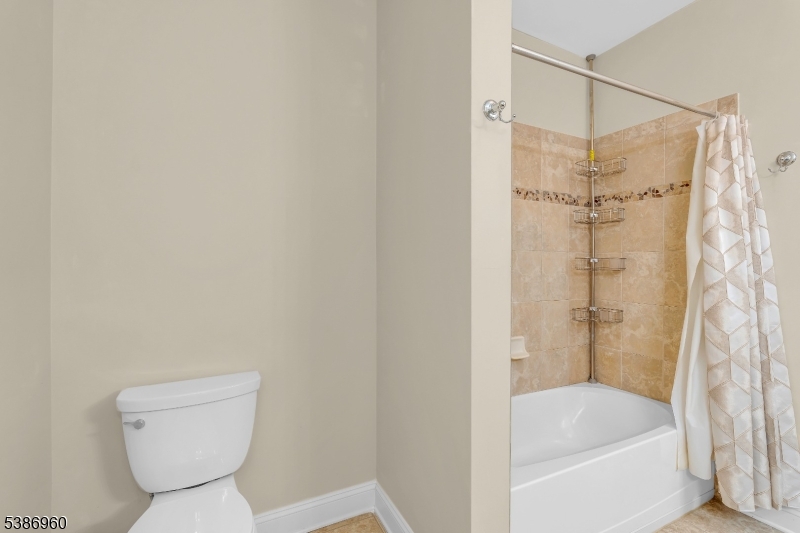 Four Seasons - Residential