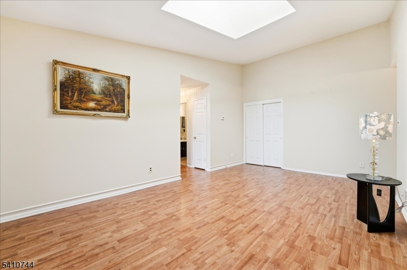 Aspen Manor - Residential